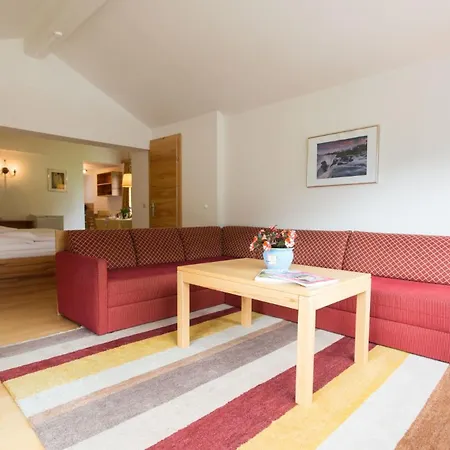 Schiwiese Mit Freiem Eintritt In Alpentherme In Apartment Bad Hofgastein