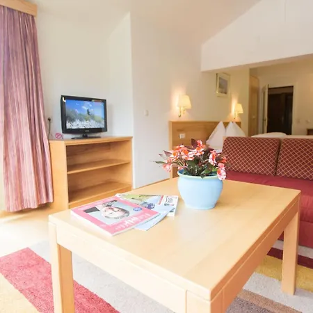 Schiwiese Mit Freiem Eintritt In Alpentherme In