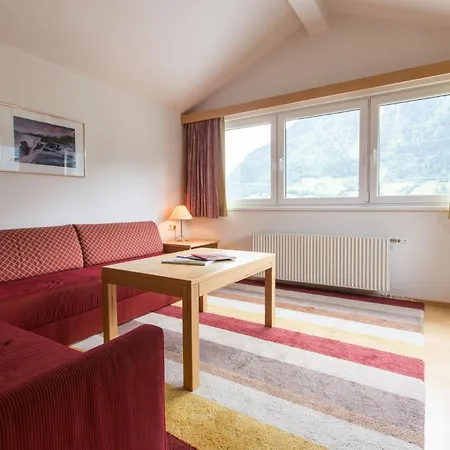 Schiwiese Mit Freiem Eintritt In Alpentherme In * Bad Hofgastein